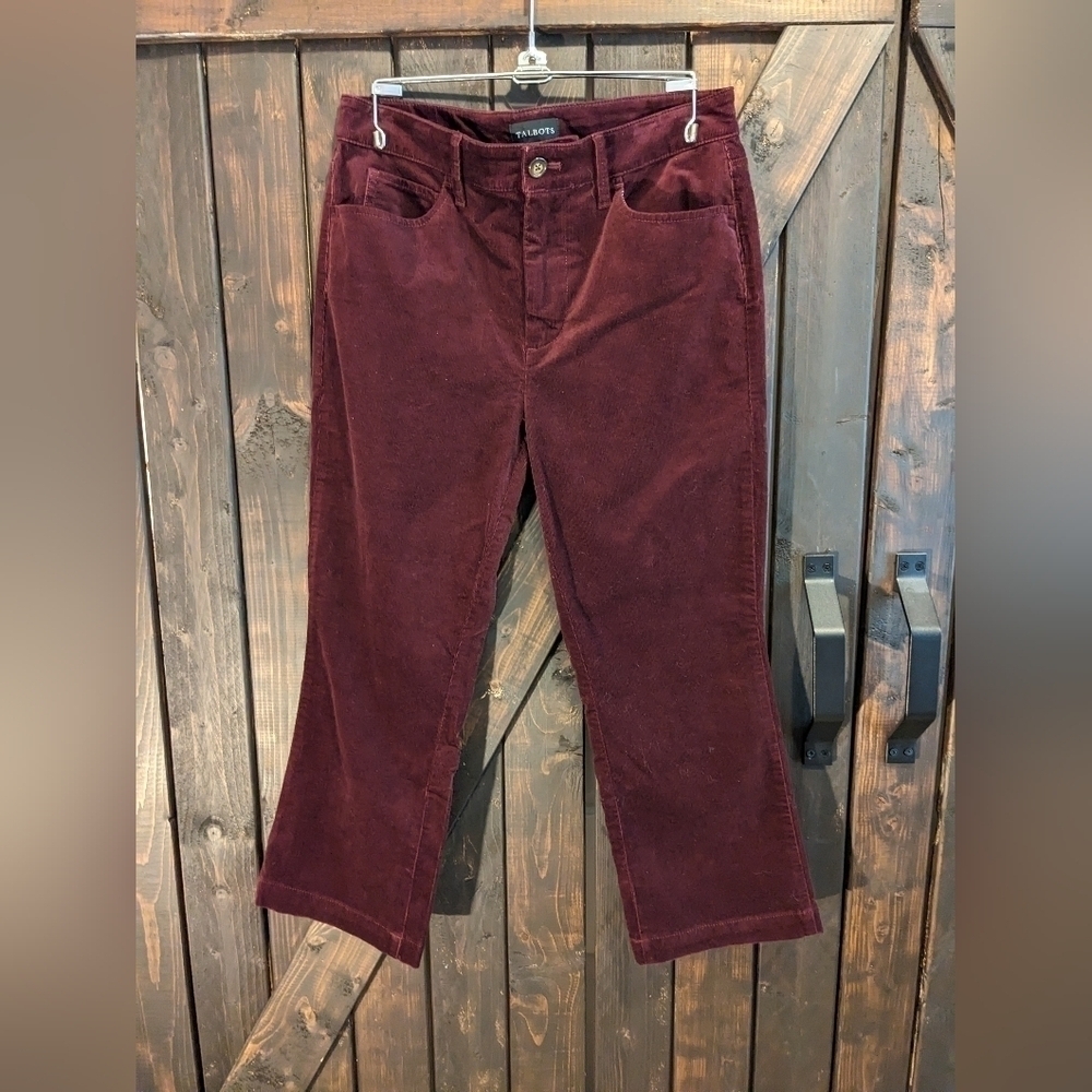 Burgundy Talbot's corduroy size 6 petite pants